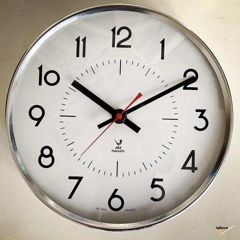 Lot De Pièces D'horlogerie De Précision N°57 - Boutons De Réveil, Ressorts, Rouages... - Occasion
