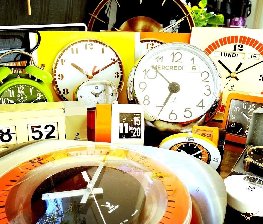 PIECE HORLOGERIE REVEIL JAZ J JAPY BC UNE VIS DE CLOCHE PIECE HORLOGERIE REVEIL JAZ J JAPY BC UNE VIS DE CLOCHE
