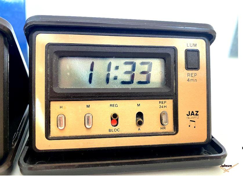 Réveil Jaz FUSIC (1981-1984) Quartz et LCD