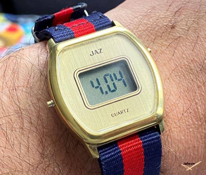 Montre Jaz Quartz LCD plaquée (vers 1979) sur Jazheure