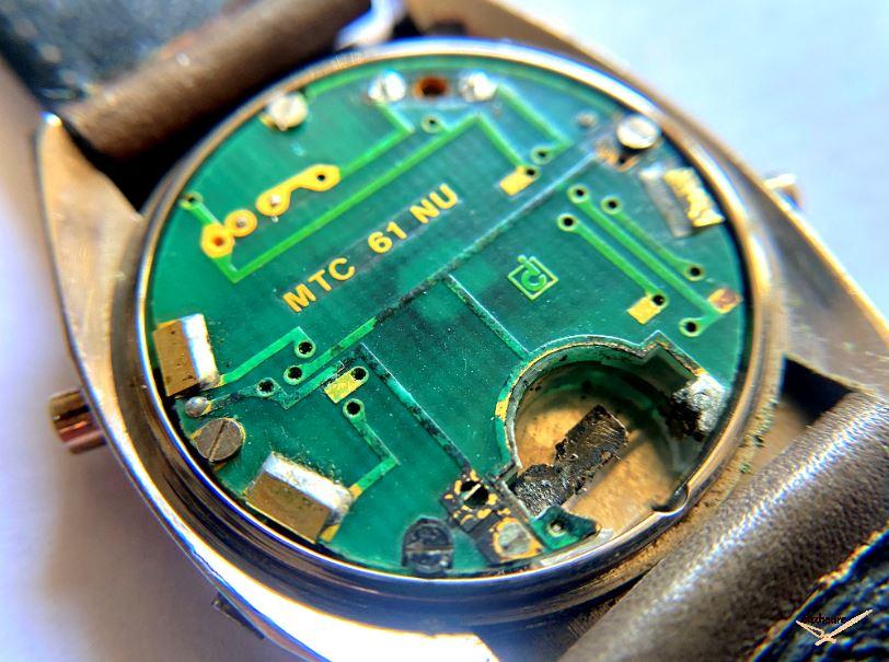 Montre LCD Jaz Quartz CZ-1546 de 1978 sur Jazheure