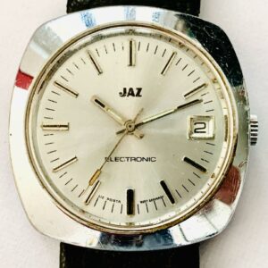 Montre Jaz Electronic EL 052 de 1975 à 1977. Calibre PUW 2501, chromée. Date aux 3 heures. Cadran argent, Correcteur de date rapide, pile UC 303.